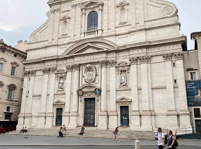 Enchanting In The Heart Of * Rome
